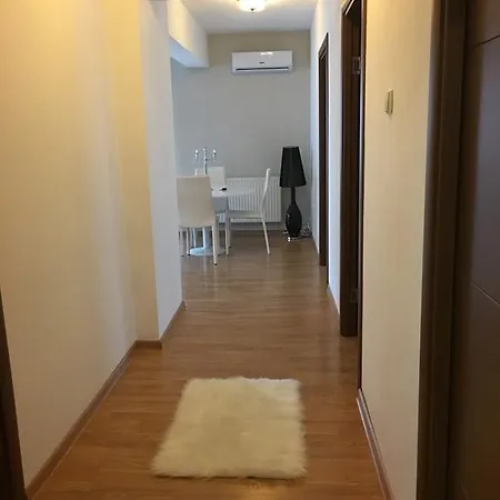 Apartament *